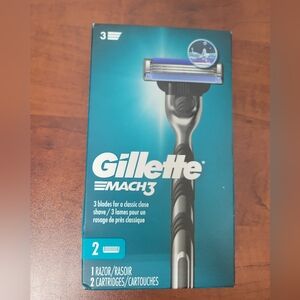Gillette Mach3 Razor with Black and Silver Handle NIB